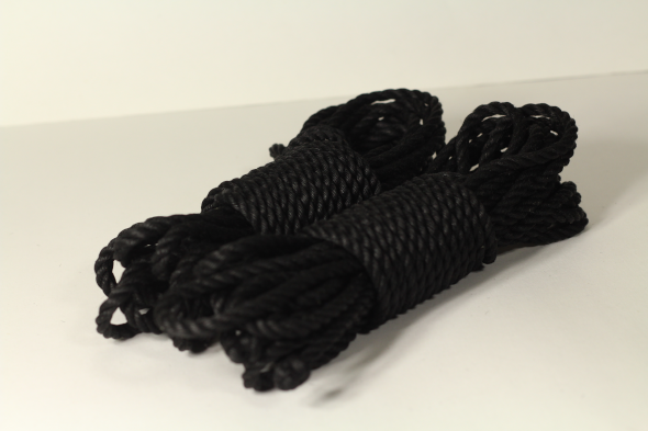 black shibari_jute rope for rope bondage