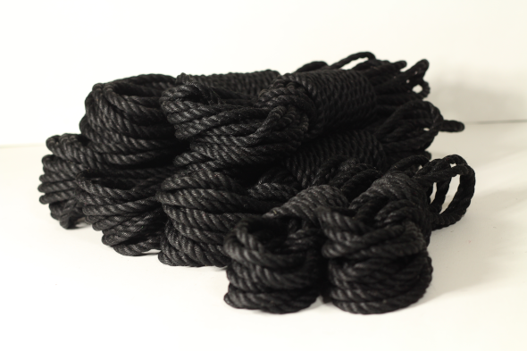 black shibari_jute rope for rope bondage