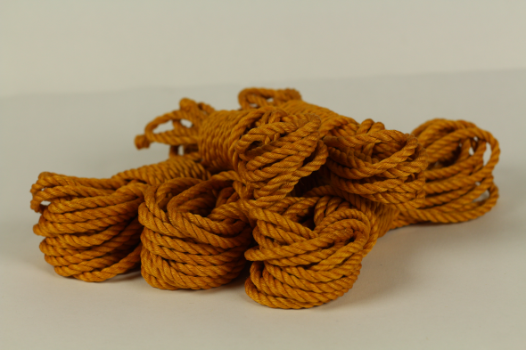 gold shibari_jute rope for rope bondage