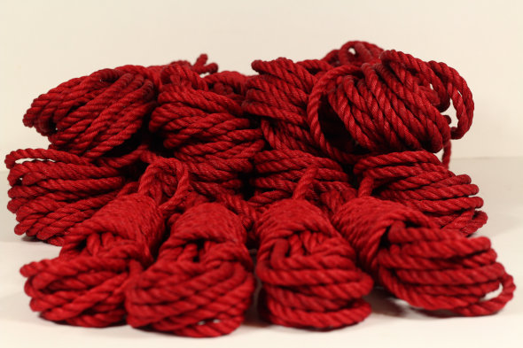 scarlet shibari_jute rope for rope bondage